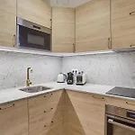 Sublime Air-conditioned Center Of Apartment Paris