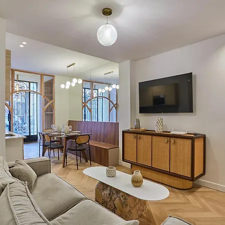 Sublime Air-conditioned Center Of * Paris