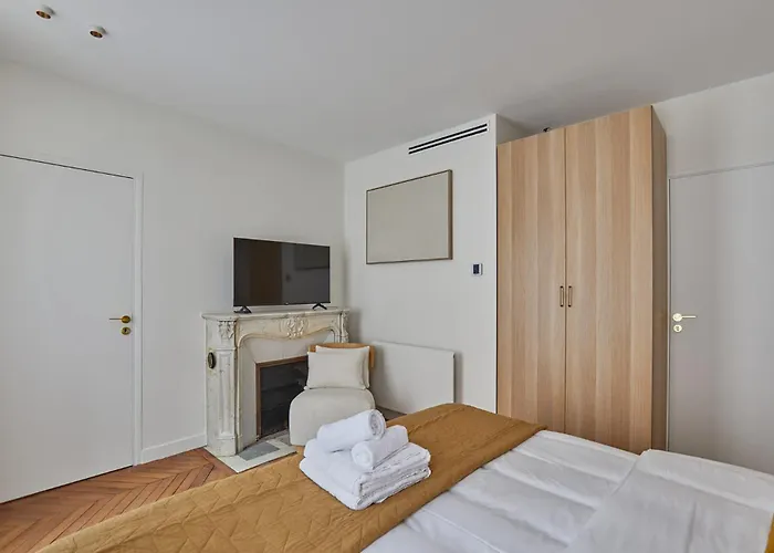 Sublime Air-conditioned Center Of * Paris